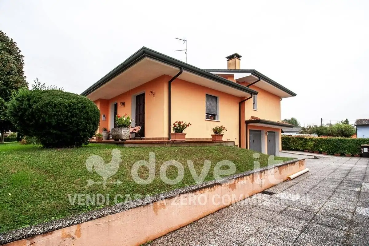 Villa unifamiliare Villaggio De Gasperi 52, Centro, Bagnolo di Po - foto 3