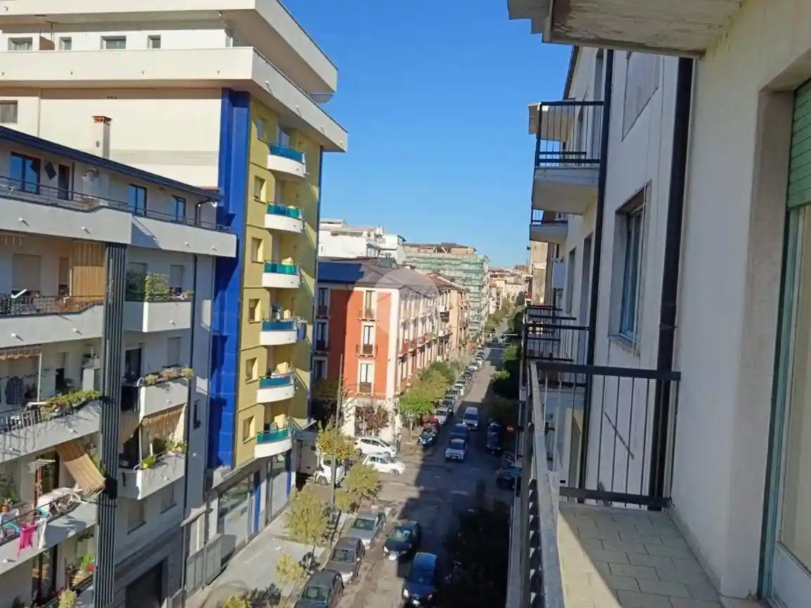 Appartamento via monte grappa 4, Centro Storico, Cosenza - foto 2