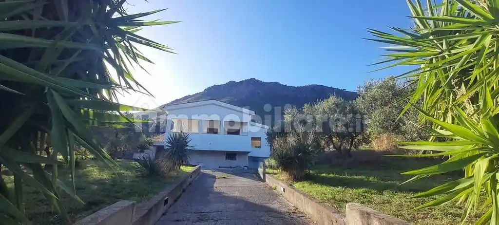 Villa in vendita a Carini