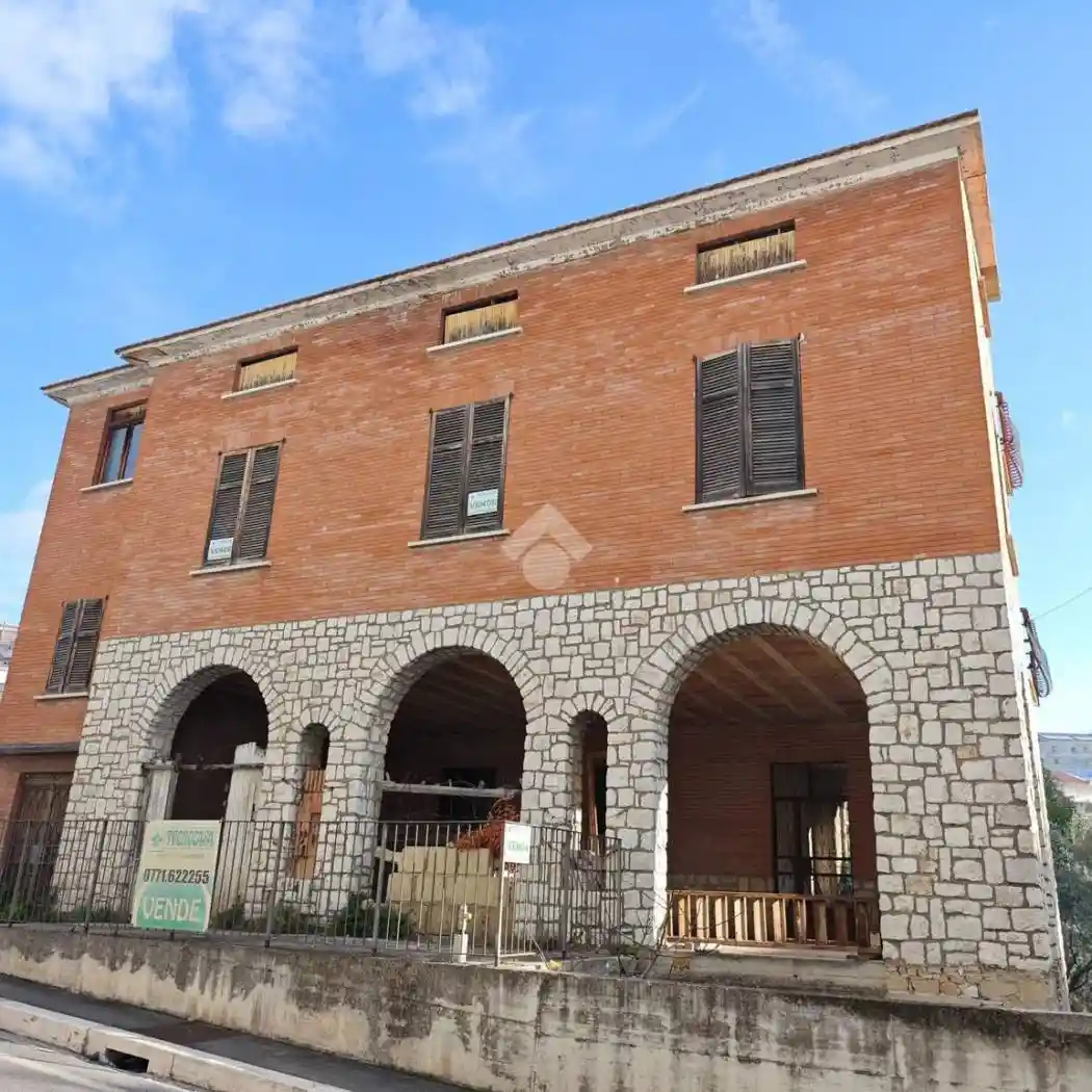 Villa in vendita a Castelforte