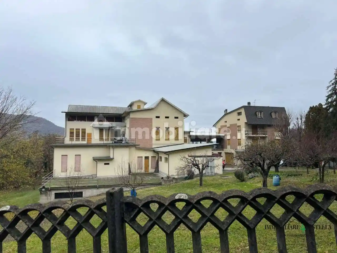 Casa indipendente in vendita a Canossa