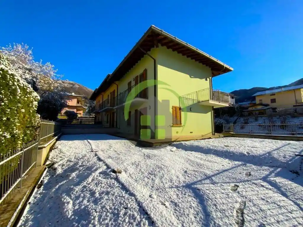 Villetta a schiera in vendita a Gandino