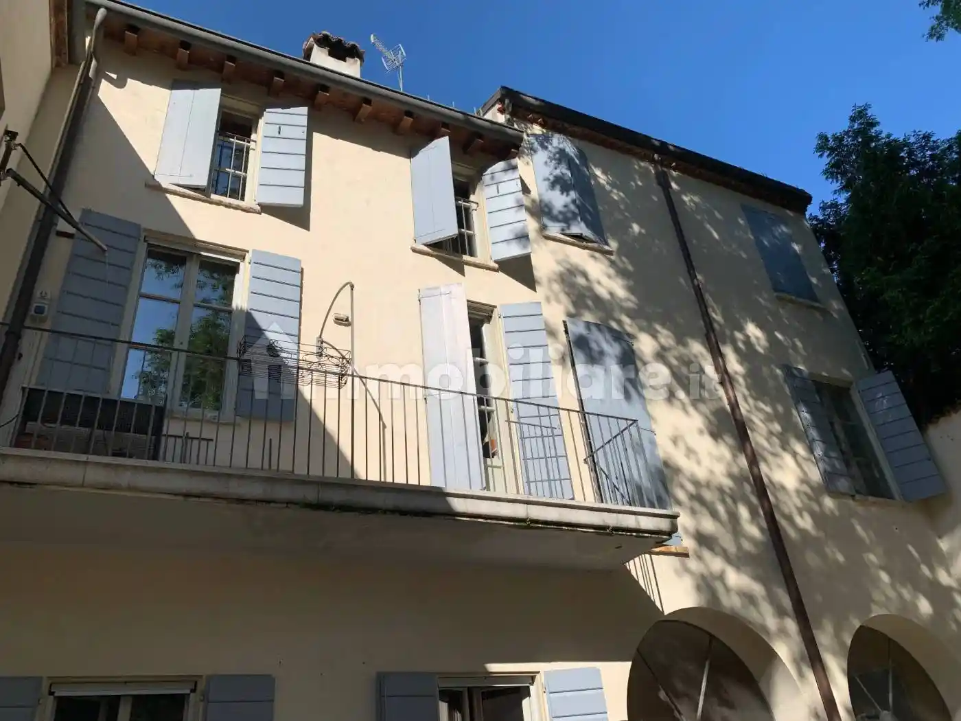 Casa indipendente in vendita a Mantova