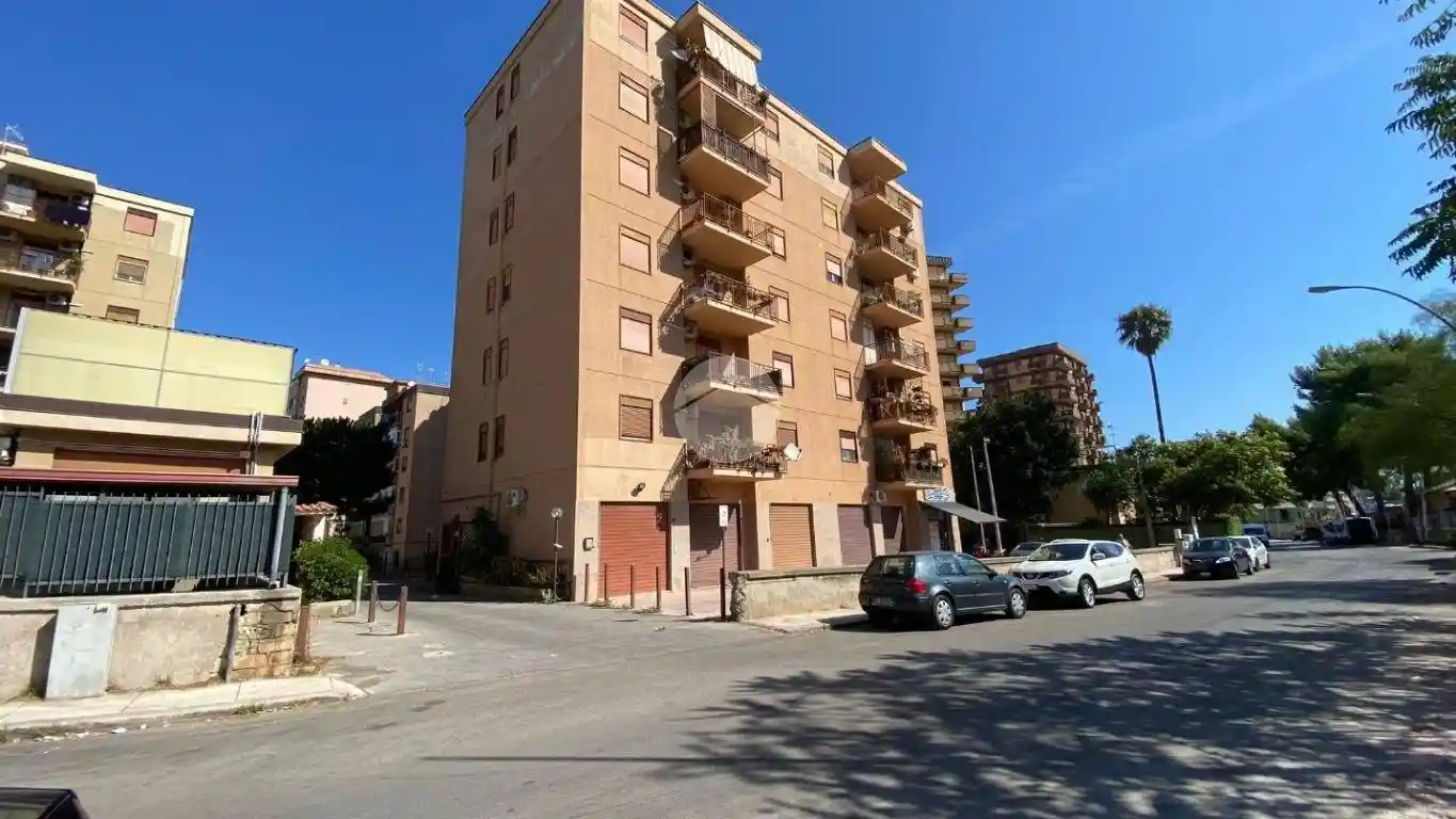 Appartamento in vendita a Palermo