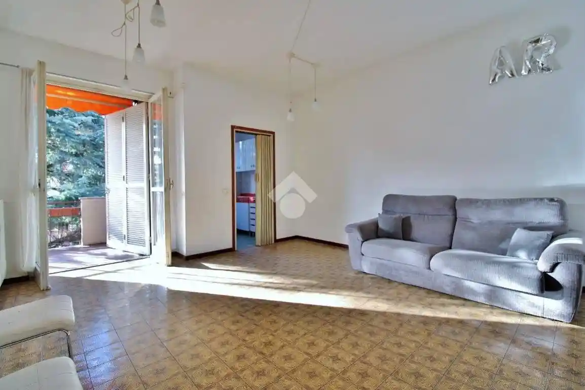 Appartamento in vendita a Voghera