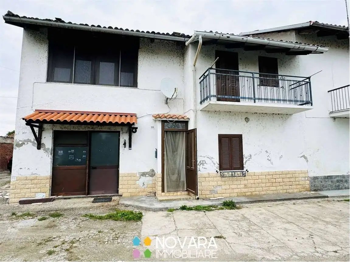 Casa indipendente in vendita a Ronsecco