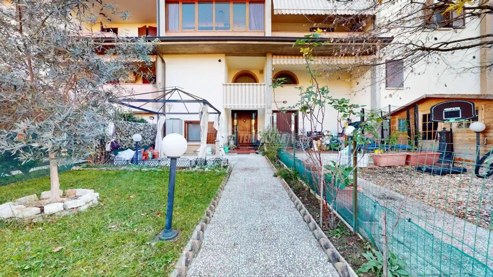 Villetta a schiera - foto 2