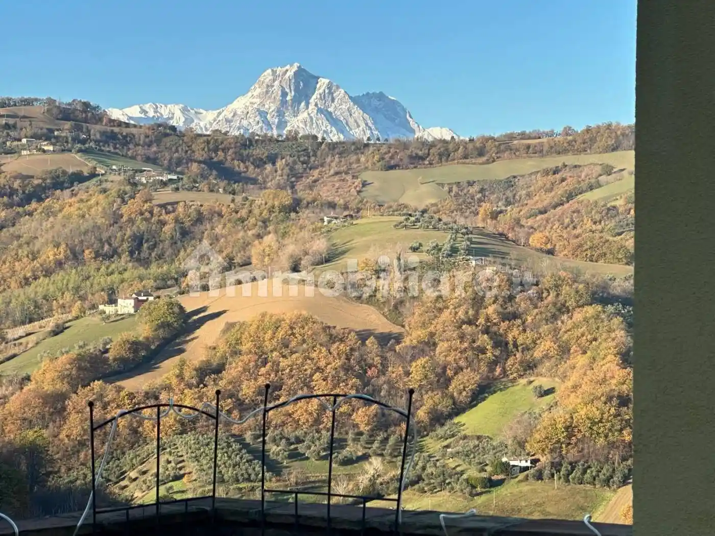 Villa unifamiliare Contrada Selva 8, Castiglione Messer Raimondo - foto 2