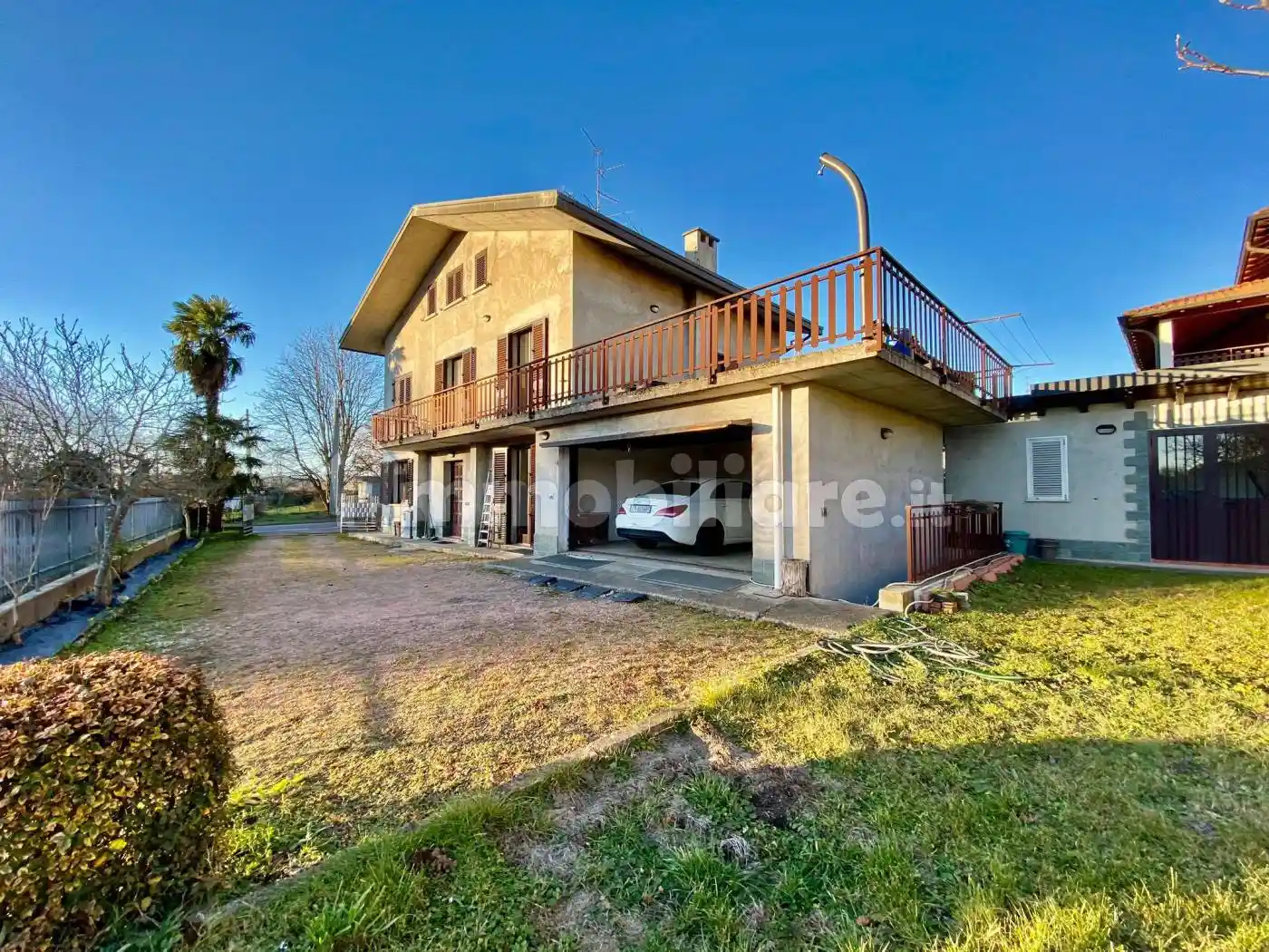 Villa in vendita a Olgiate Comasco