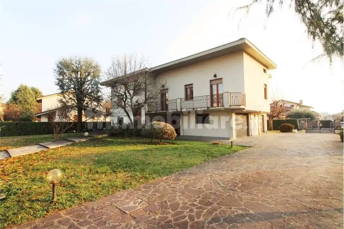 Villa in vendita a Dalmine