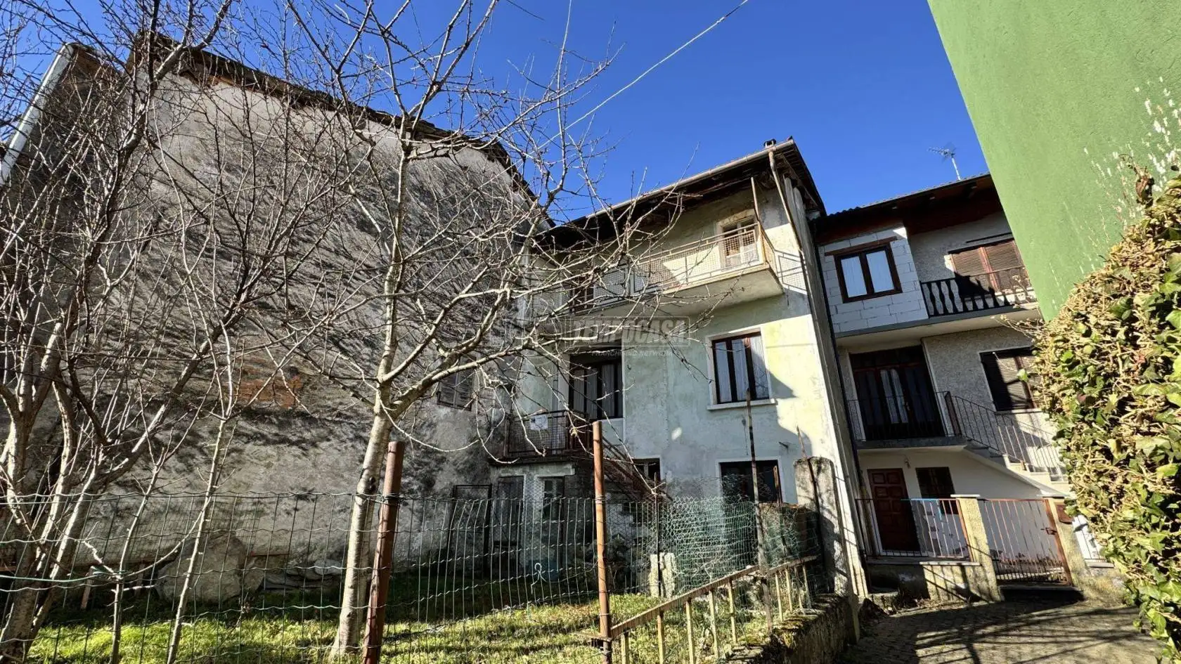 Casa indipendente in vendita a Rueglio