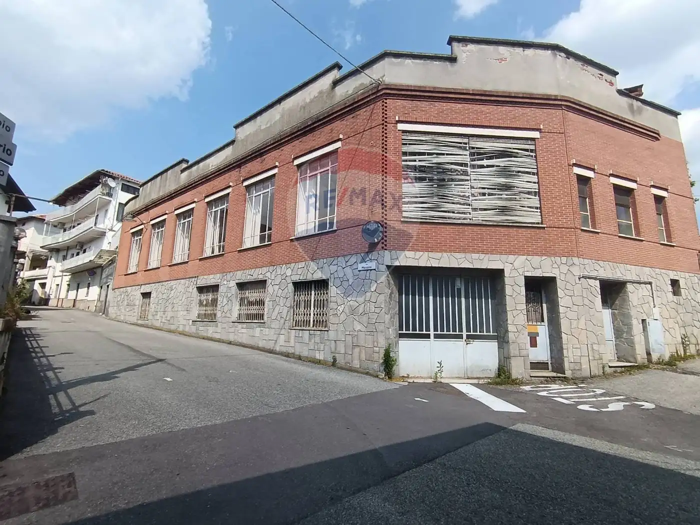 Palazzo - Edificio in vendita a Cuceglio