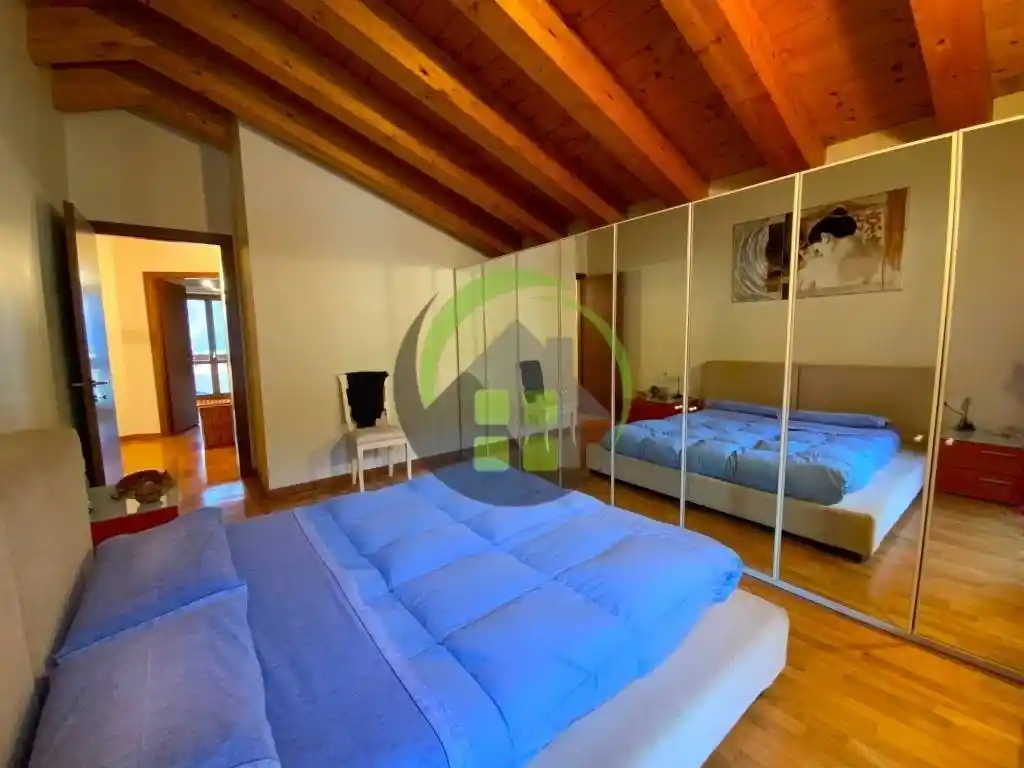 Appartamento in vendita a Cene