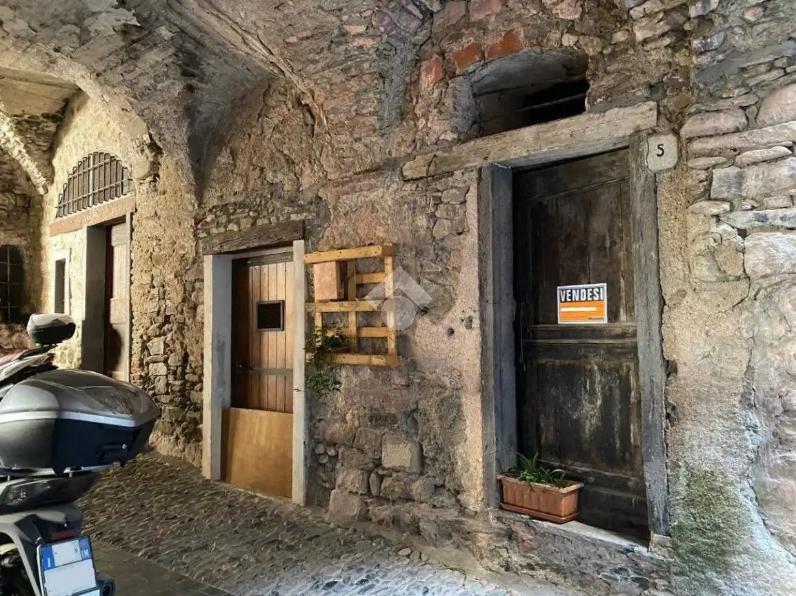 Appartamento in vendita a Pigna