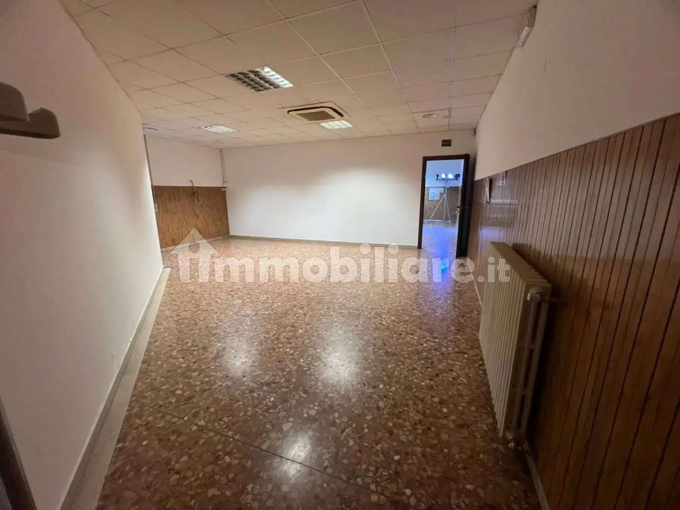 Palazzo - Edificio in affitto a Macerata