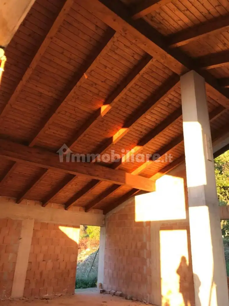 Rustico - Casale in vendita a Trentinara