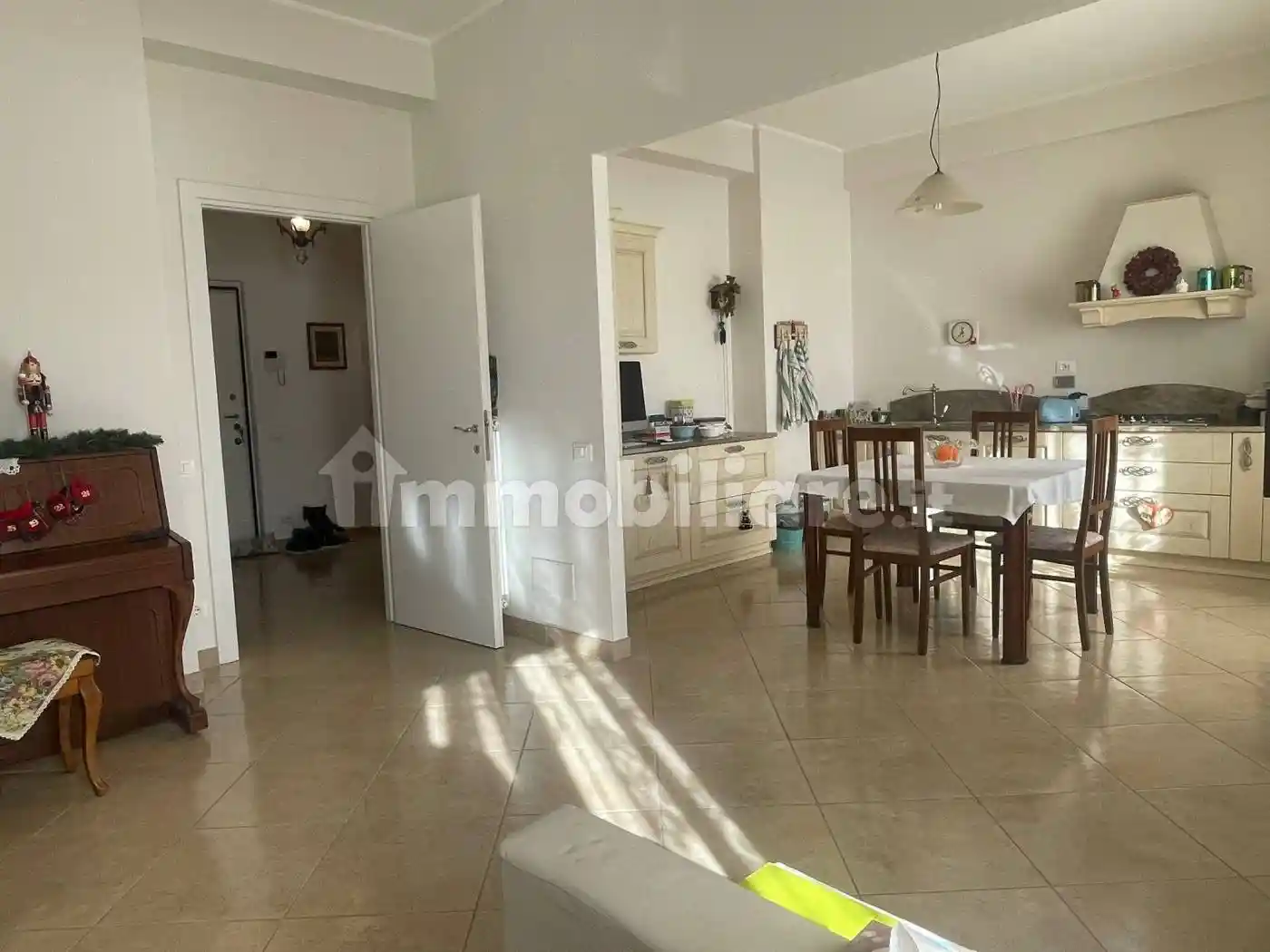 Appartamento in vendita a Ciampino