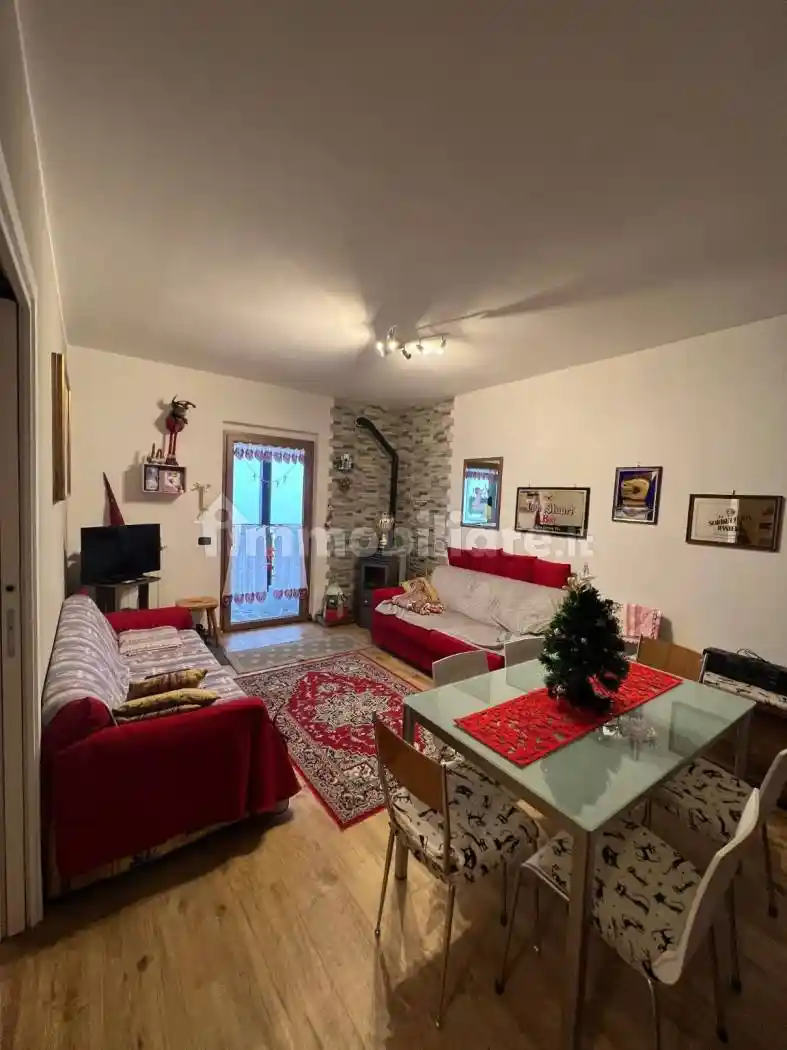 Appartamento in vendita a Castione della Presolana