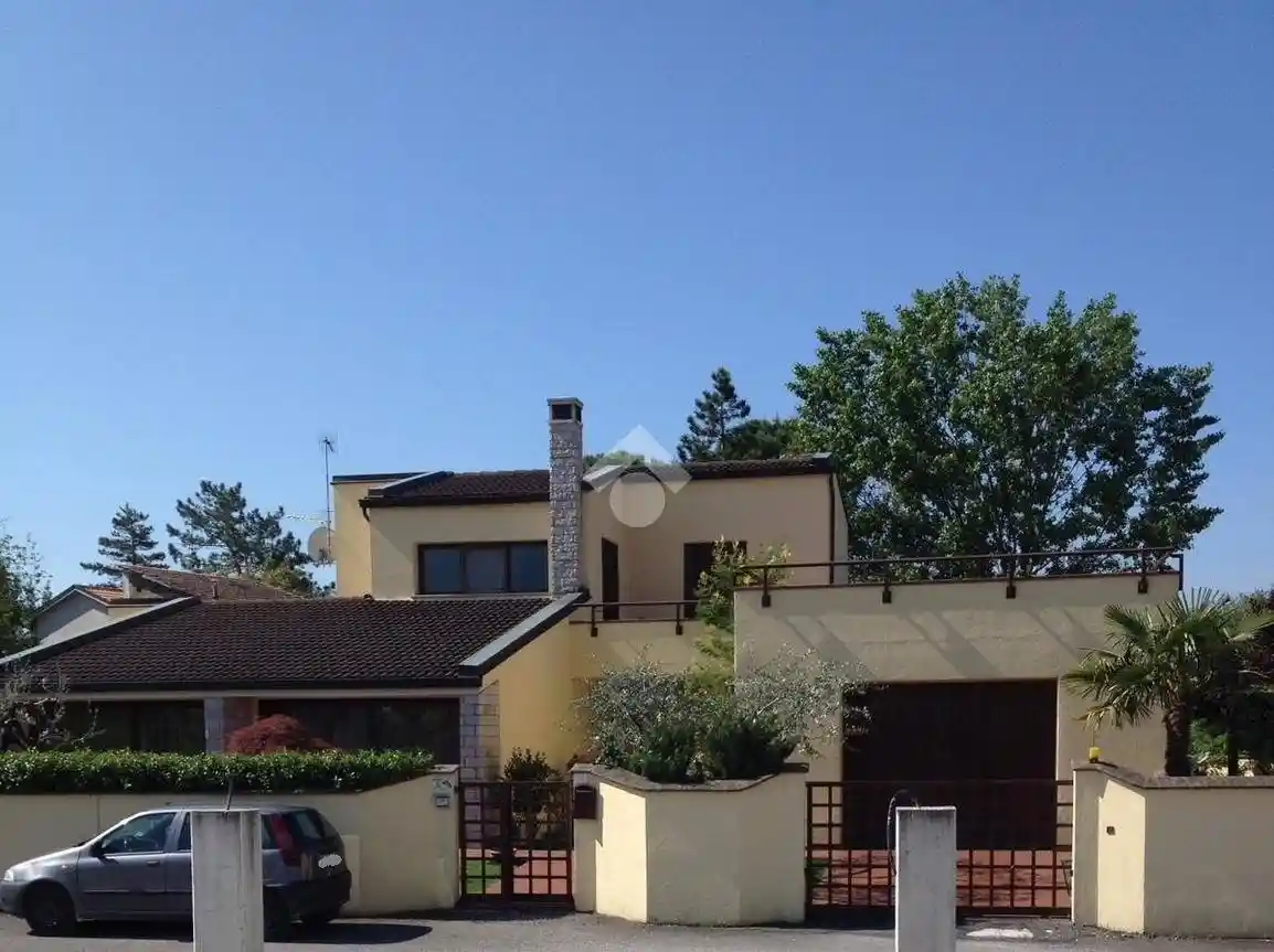 Villa in vendita a Cannara