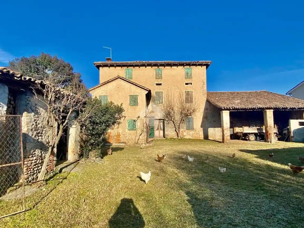 Rustico - Casale in vendita a Montebelluna