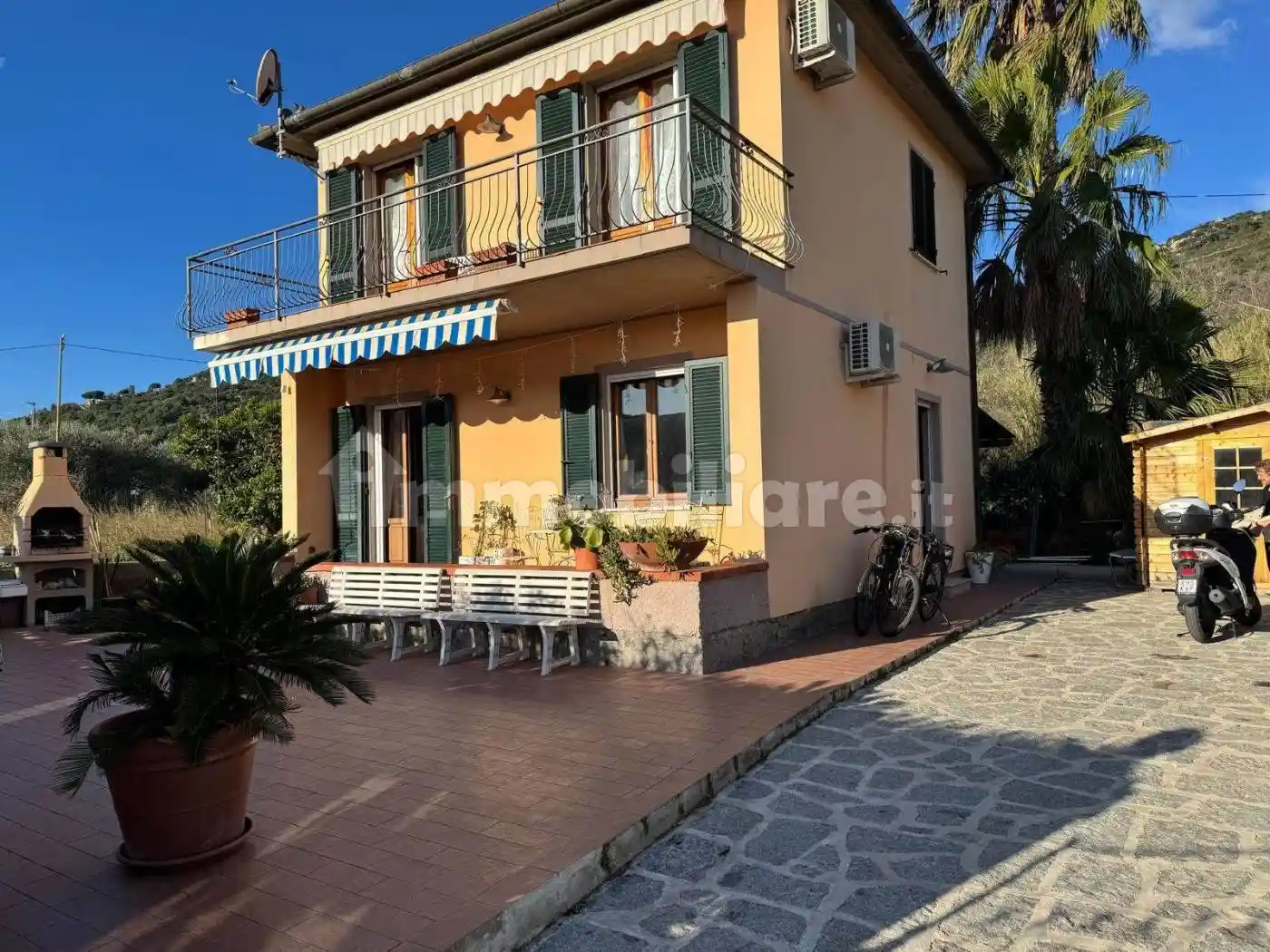 Villa in vendita a Campo nell'Elba