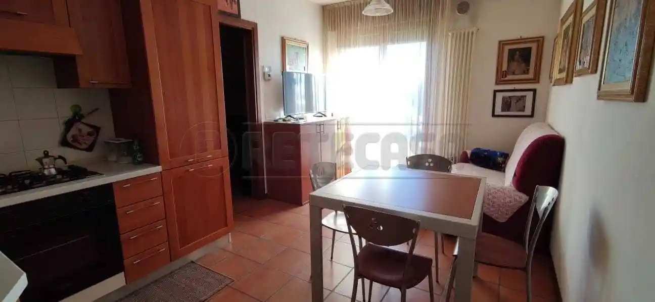 Trilocale buono stato, primo piano, Laghetto, Vicenza - foto 2