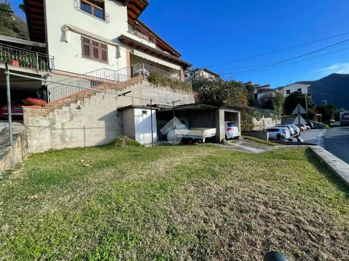 Villa bifamiliare via della resistenza 74, Zona Collinare Cerreto, Sant'Eustachio, Montignoso - foto 4