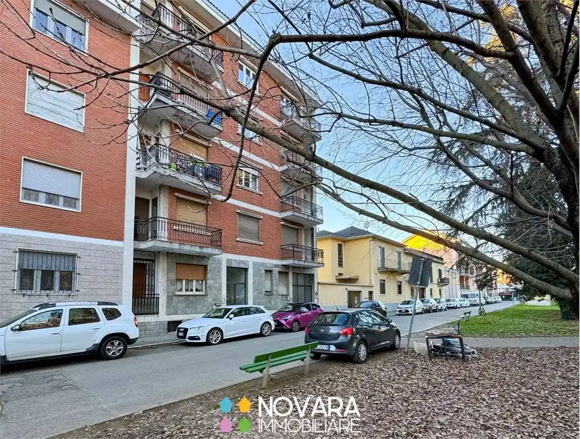 Appartamento in vendita a Novara