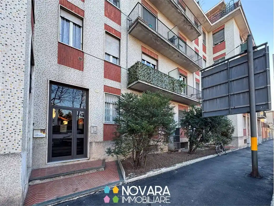 Appartamento in vendita a Novara