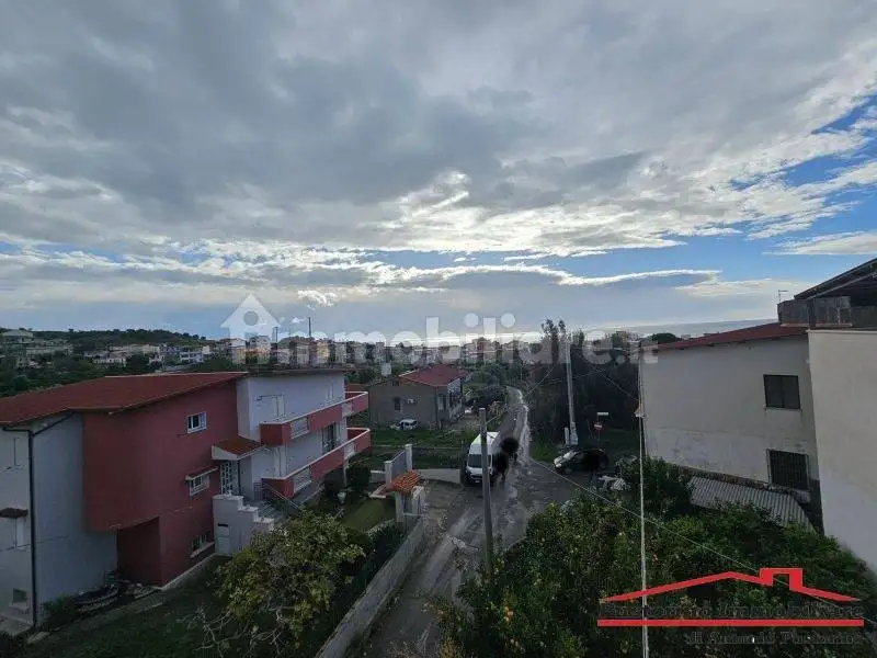 Casa indipendente in vendita a Montebello Ionico