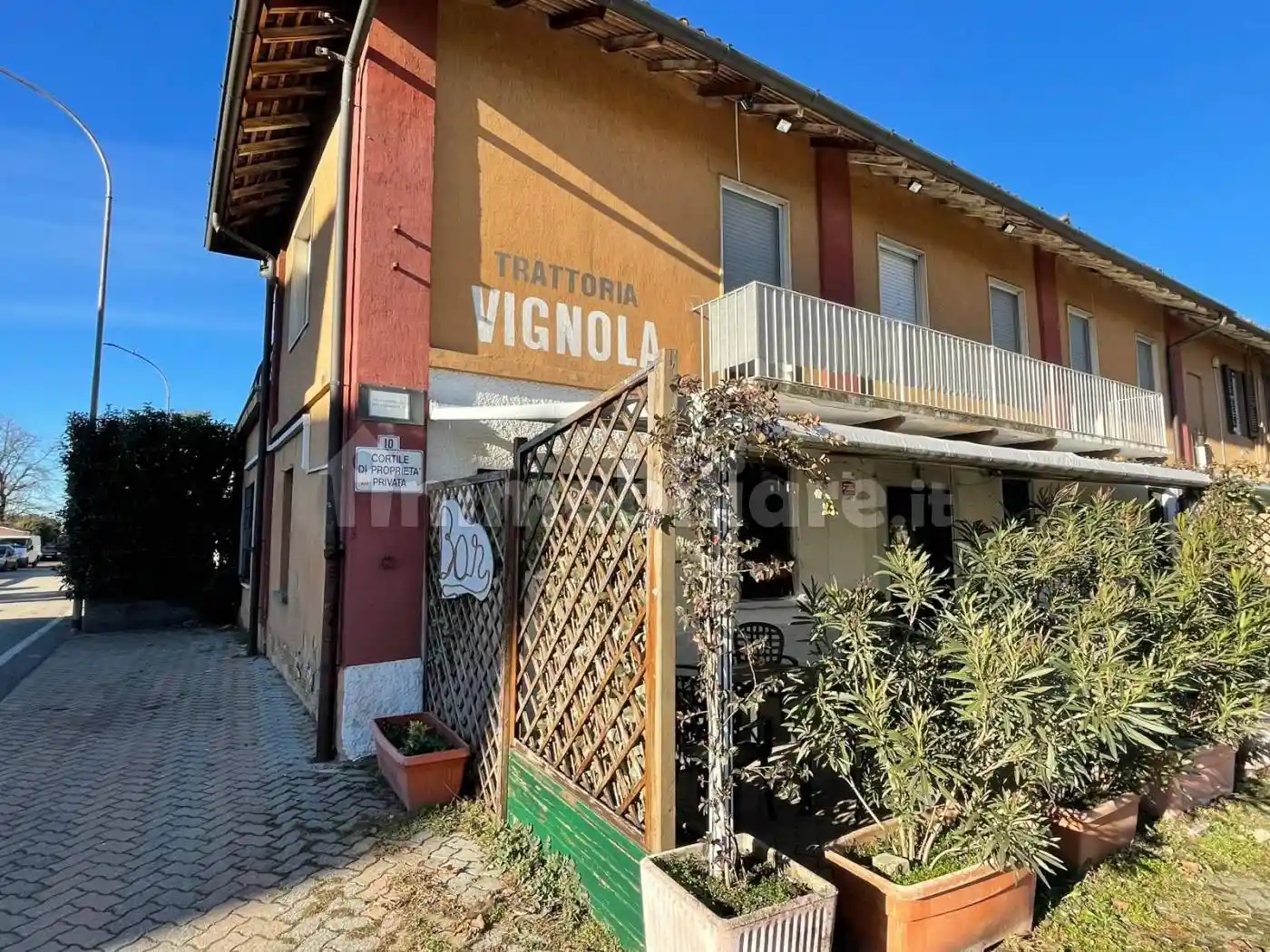 Palazzo - Edificio in vendita a Truccazzano