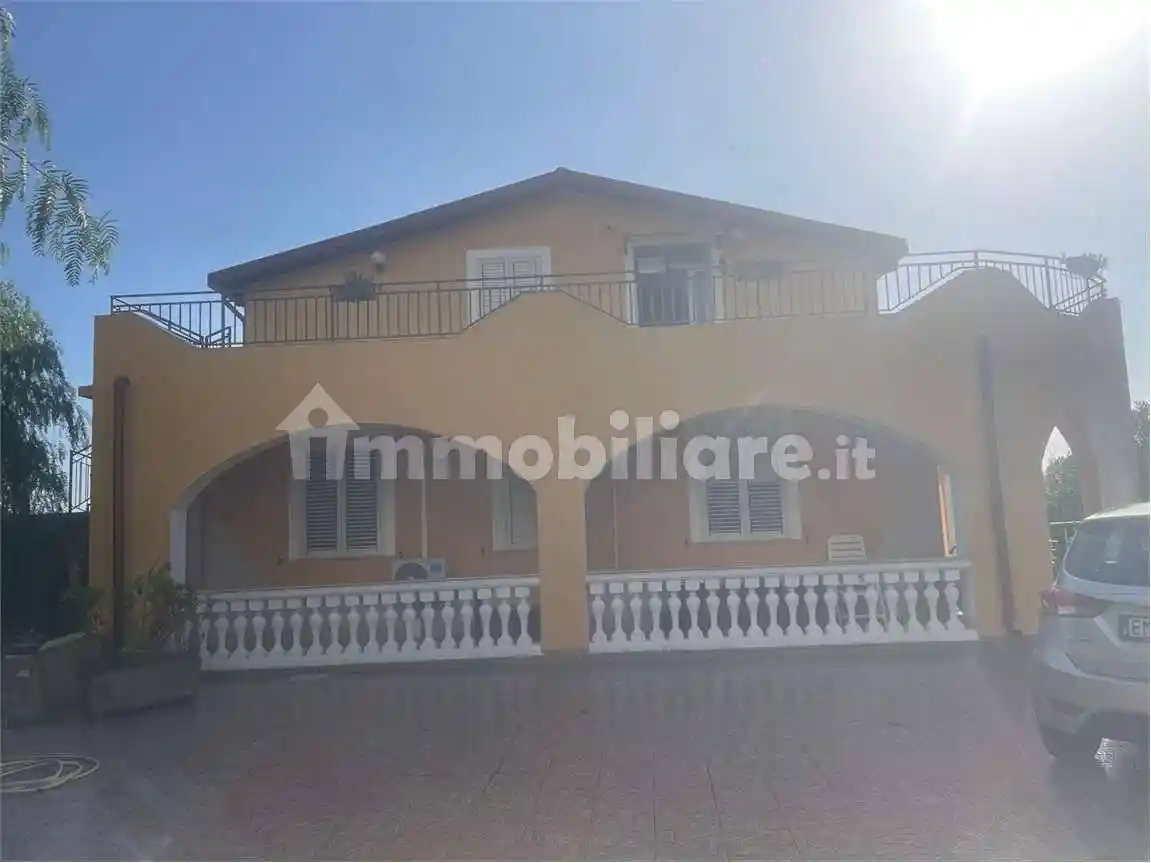 Villa in vendita a Siracusa