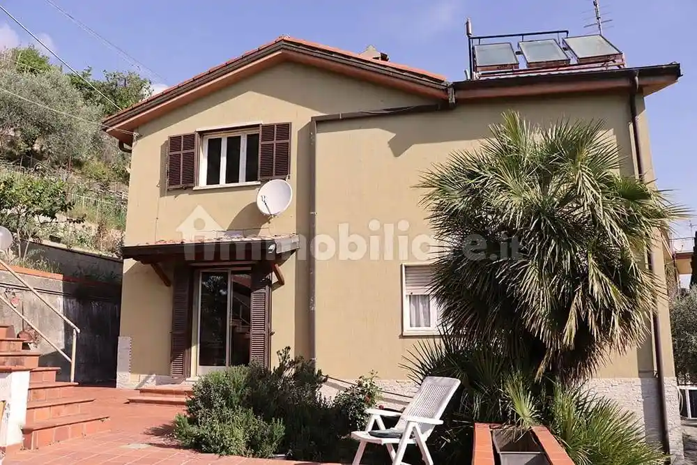 Villa in vendita a Camporosso