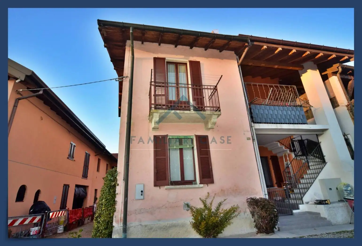 Casa indipendente in vendita a Varese