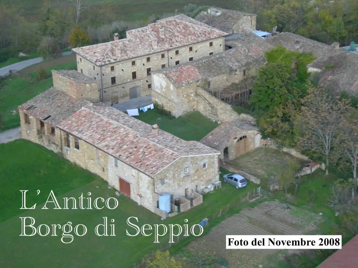 Rustico - Casale in vendita a Pioraco