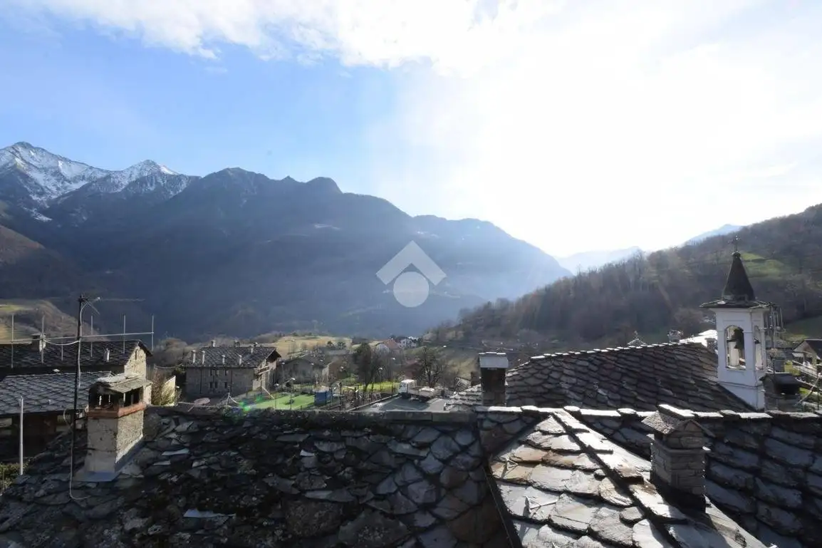 Terratetto unifamiliare frazione Ville 100, Villa Nabian, Challand-Saint-Victor - foto 2