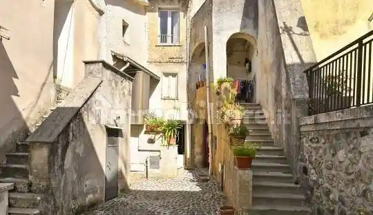 Appartamento in vendita a Giuliano di Roma