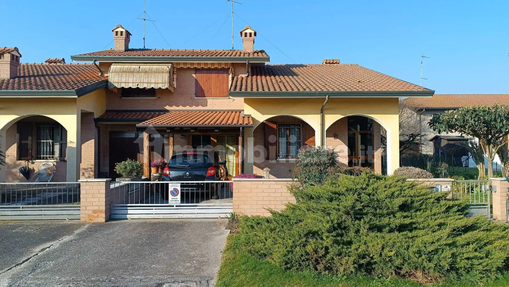 Villa in vendita a Tresignana