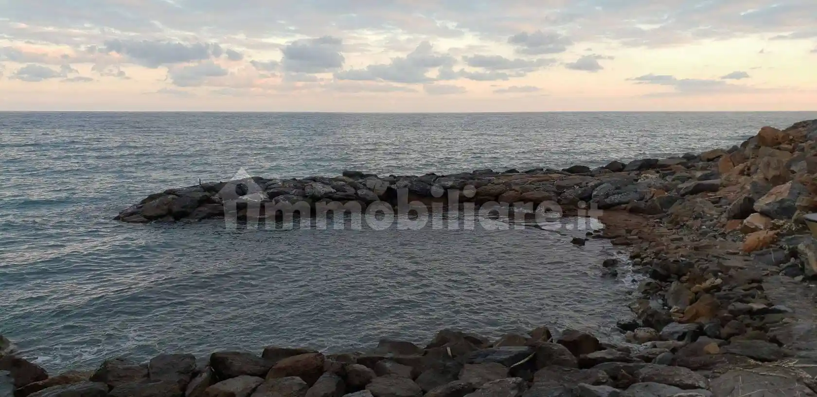 Appartamento in affitto a Andora