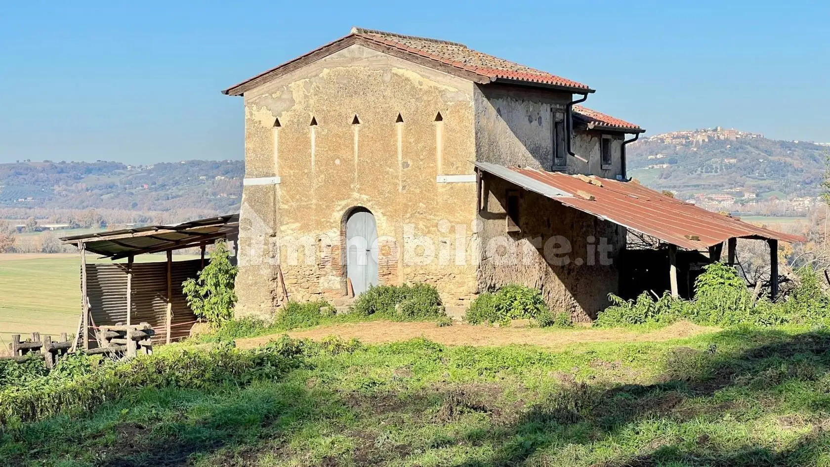 Rustico - Casale in vendita a Ponzano Romano