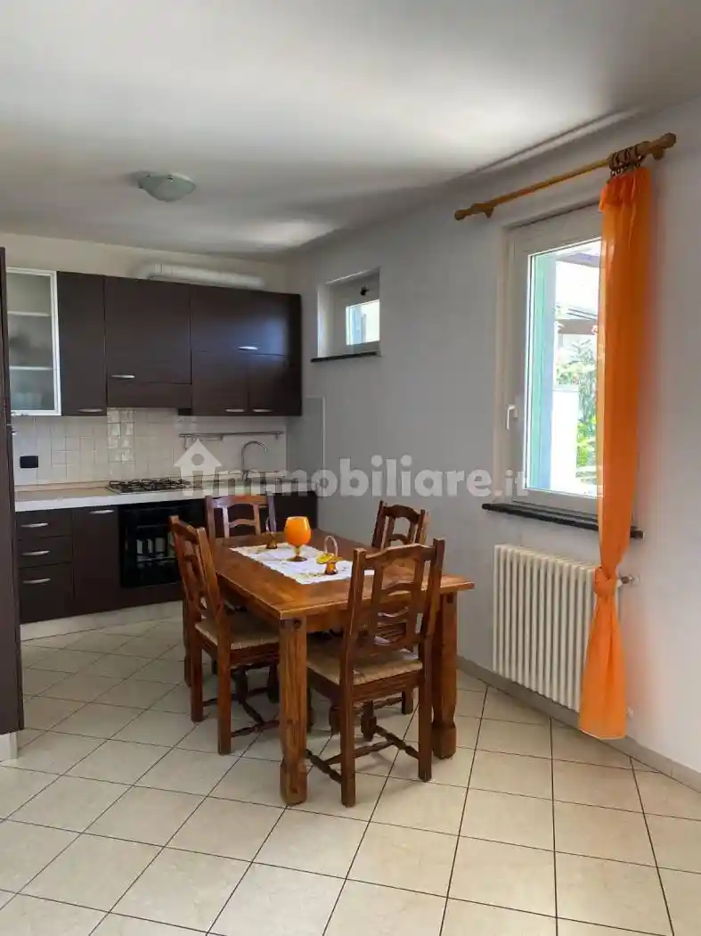 Appartamento in affitto a Massa