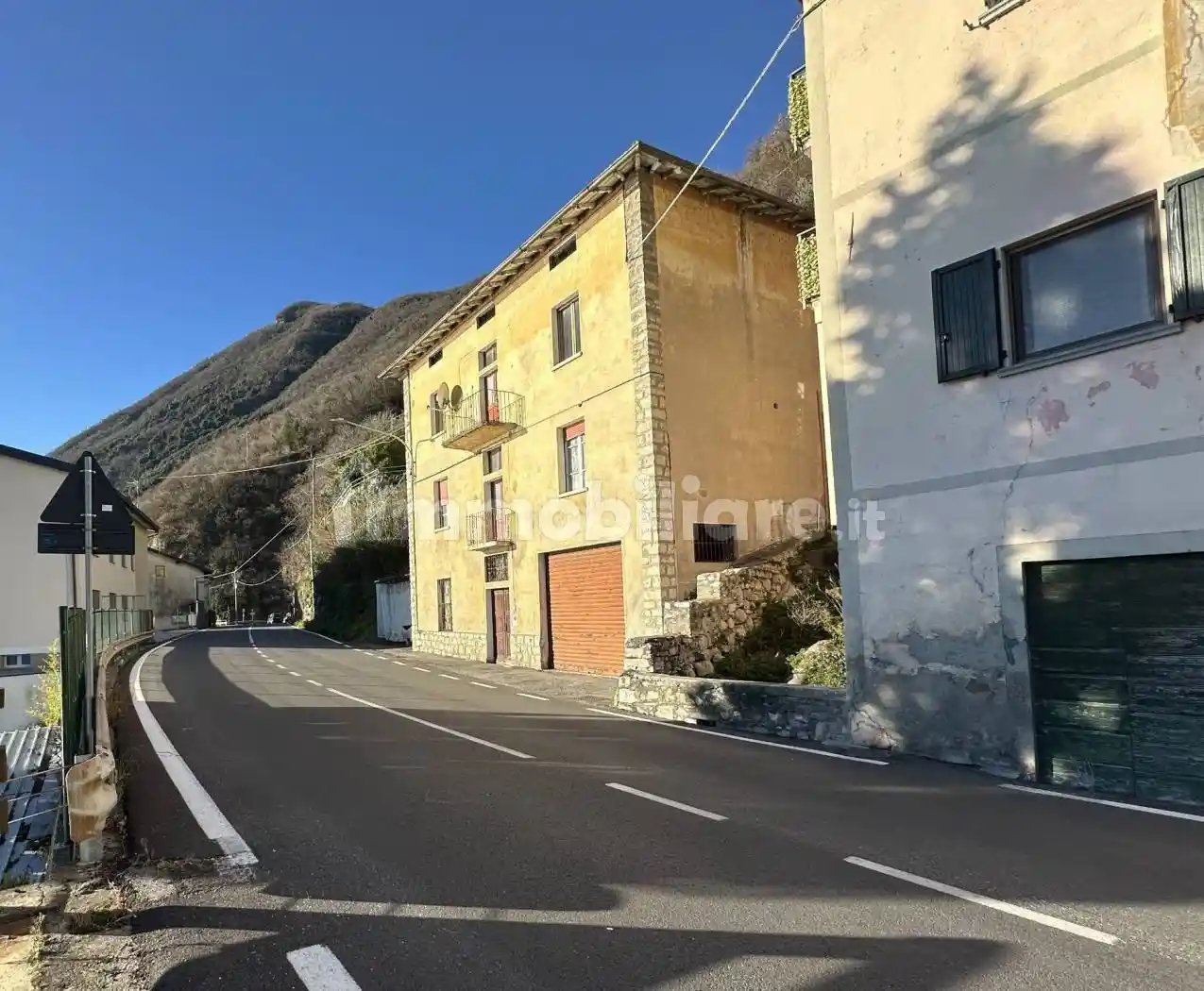 Villa in vendita a Parzanica