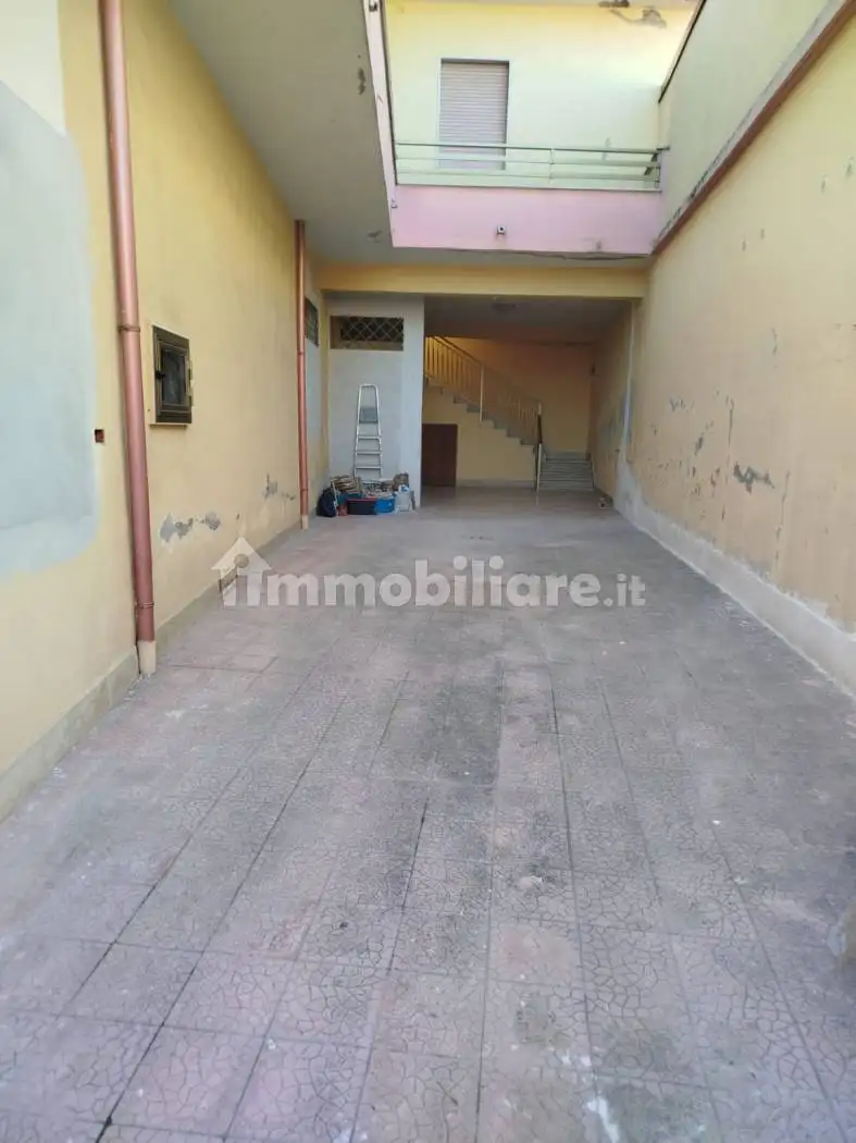 Appartamento in vendita a Francolise