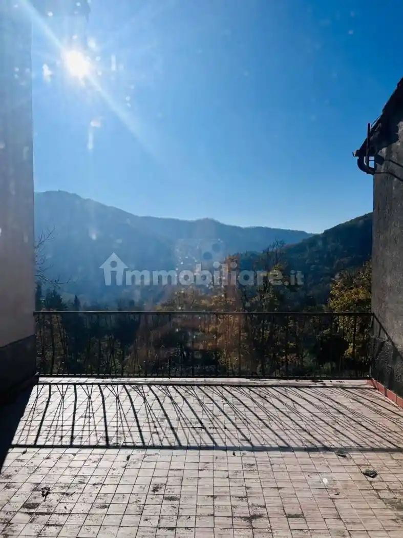 Casa indipendente in vendita a Comano