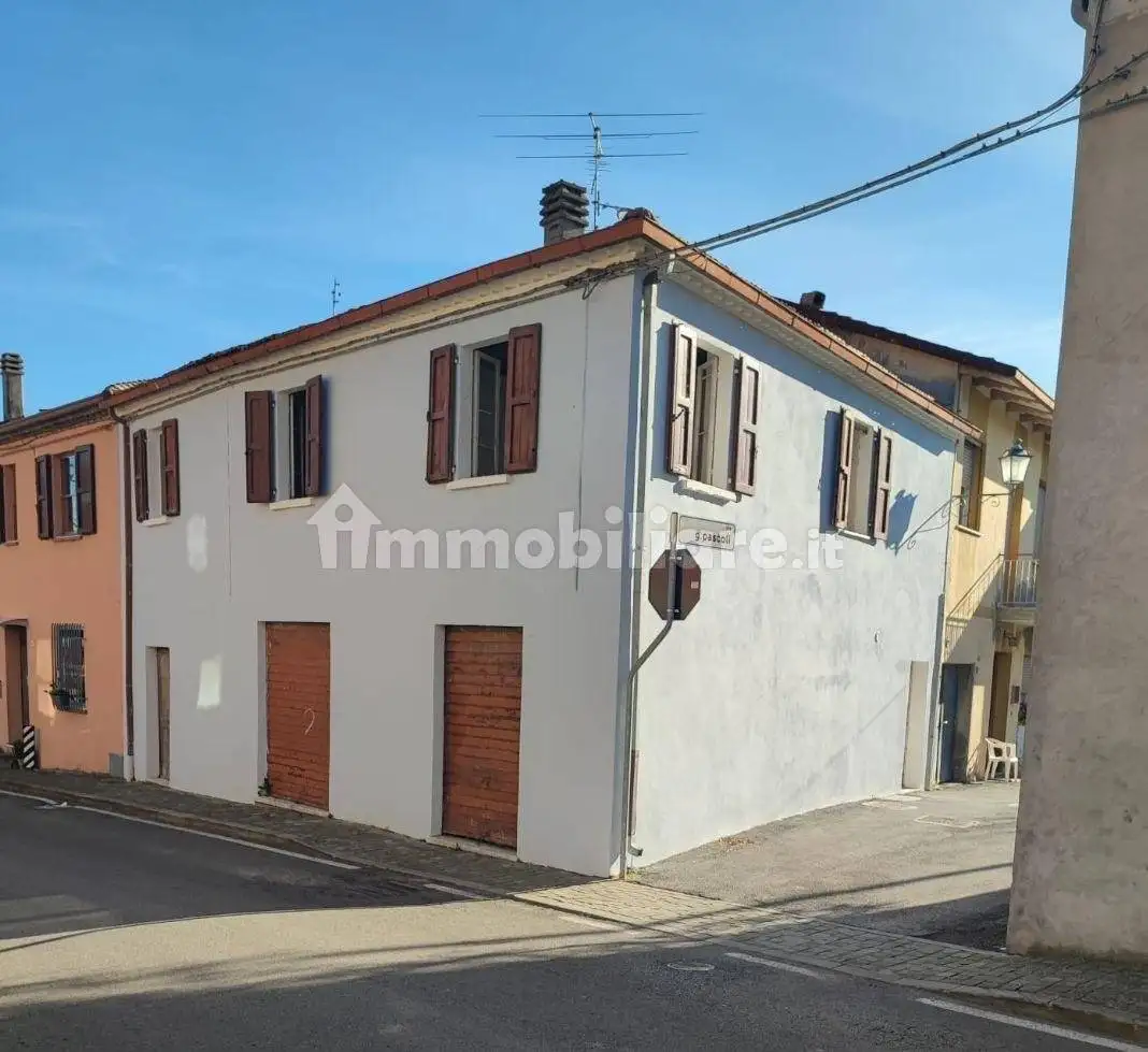 Appartamento in vendita a Borghi