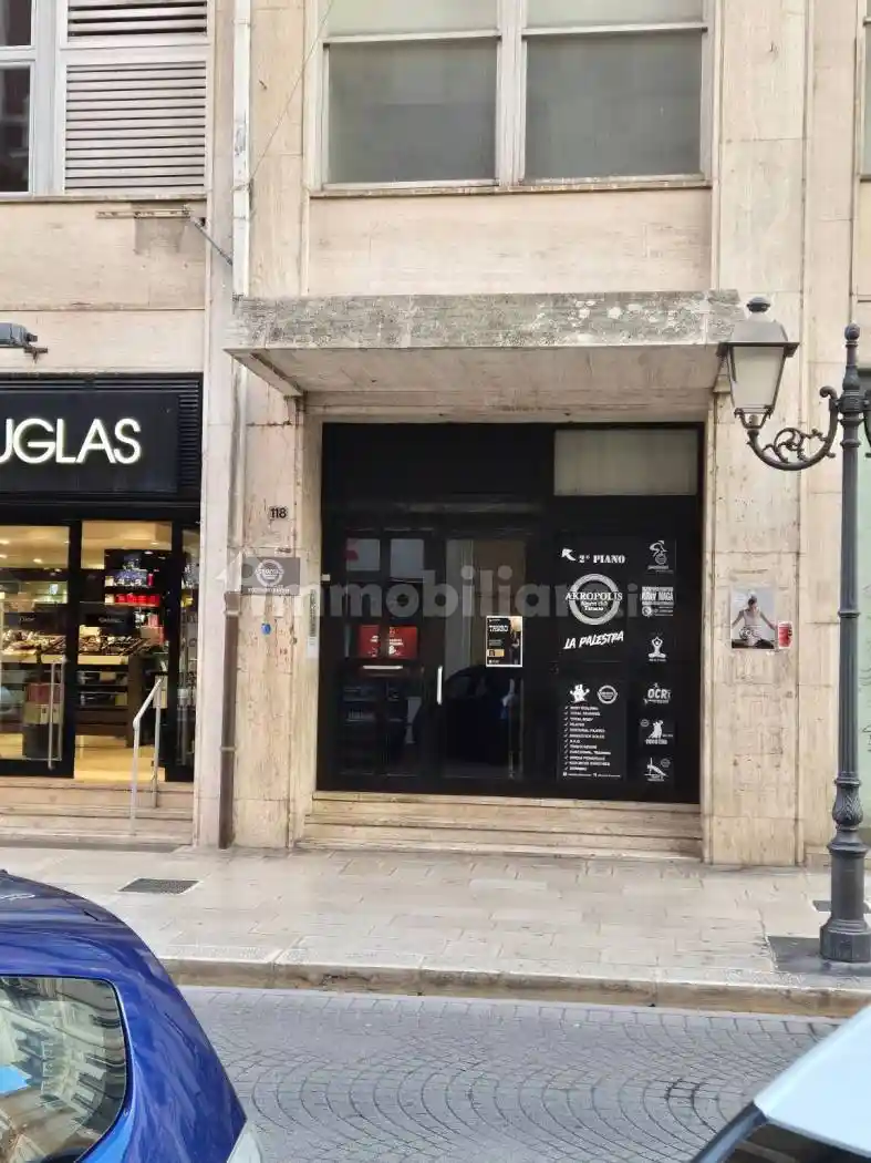 Appartamento in vendita a Taranto