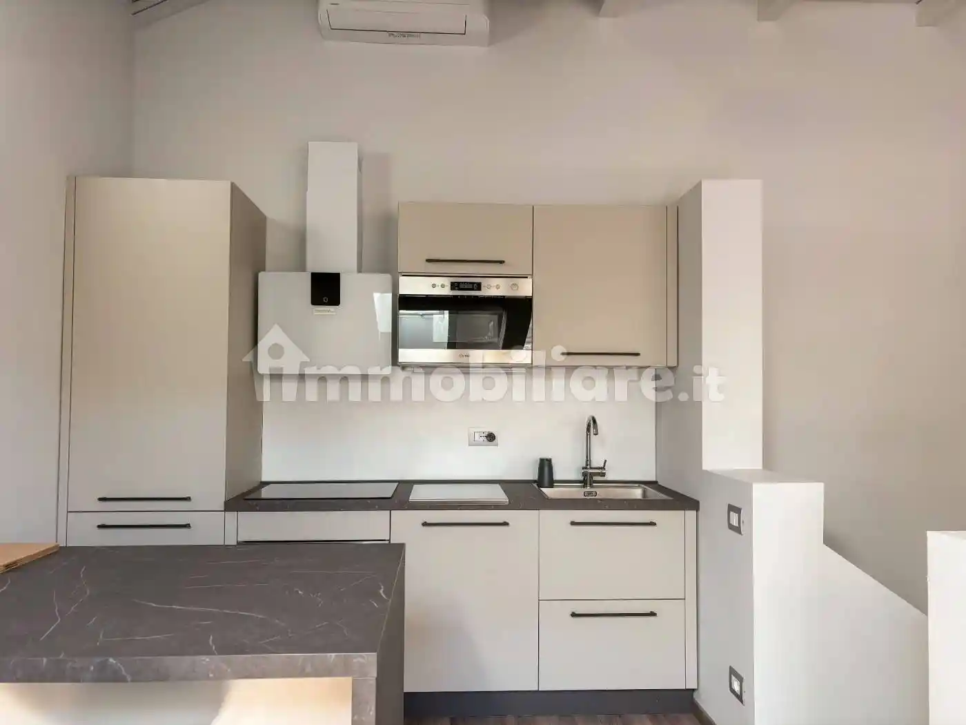 Trilocale via Malpaga 7, Centro Storico, Trento - foto 4