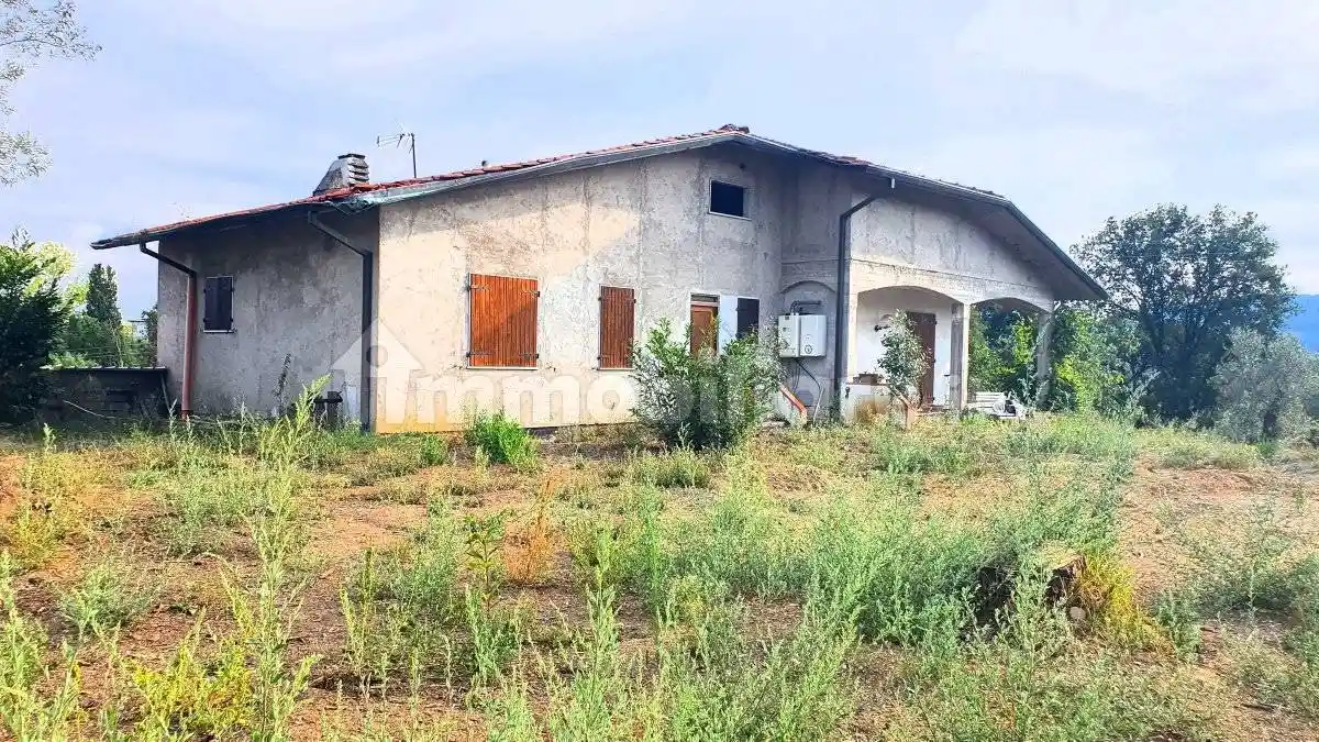 Villa in vendita a Sarzana