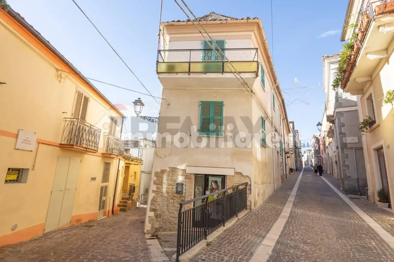 Appartamento in vendita a Alanno