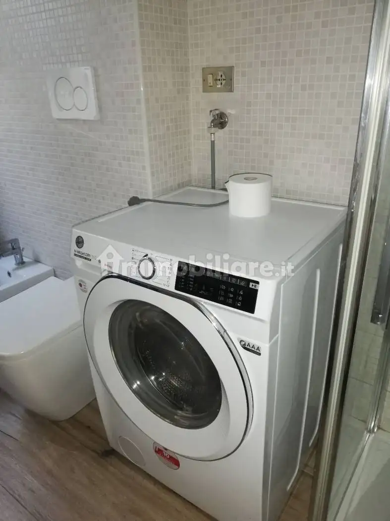 Trilocale via Gioacchino Rossini 10, Ospedale, Seregno - foto 3